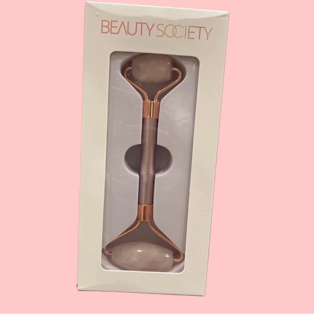 Beauty Society Rose Quartz Facial Roller